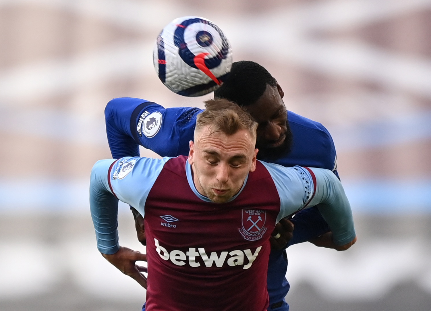 能够带领球 能够带领球